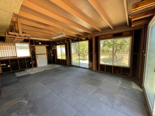 Building Photo - 11351 Rancho Del Oro Dr