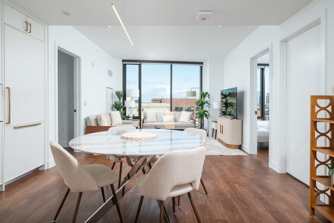 Foto del edificio - 212 Stuart St