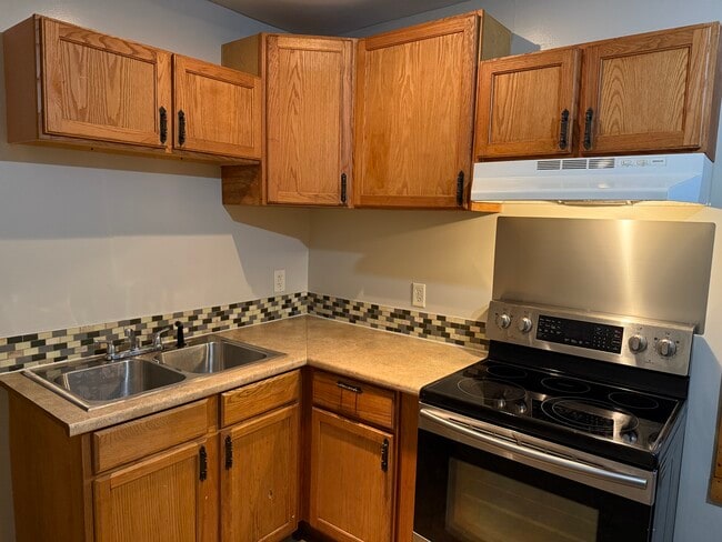 Foto del edificio - 1221 W Walnut St