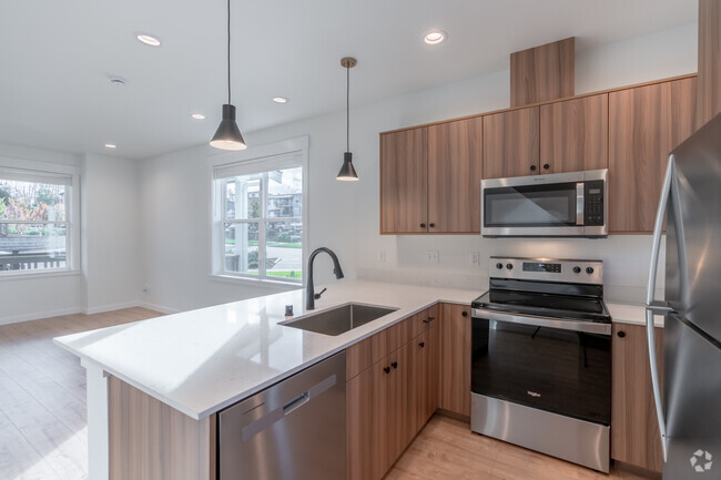 2BR, 2.5 BA - 1016SF - Kitchen - Parkside