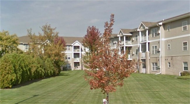 Building Photo - 350 Winnebago St