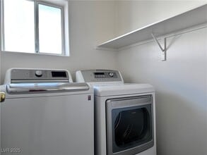 Building Photo - 8513 Titania Ct