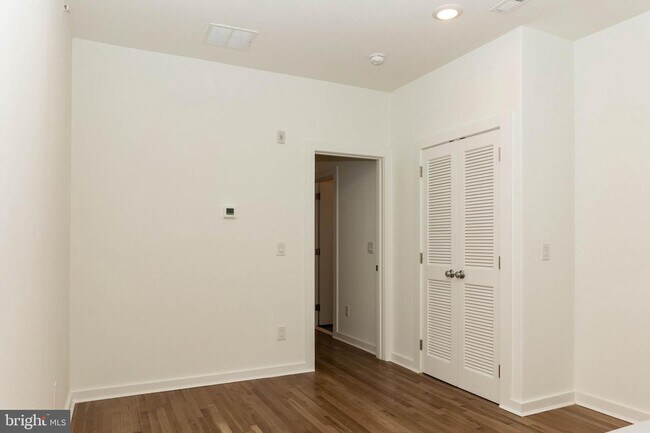 Foto del edificio - 723 N 39th St