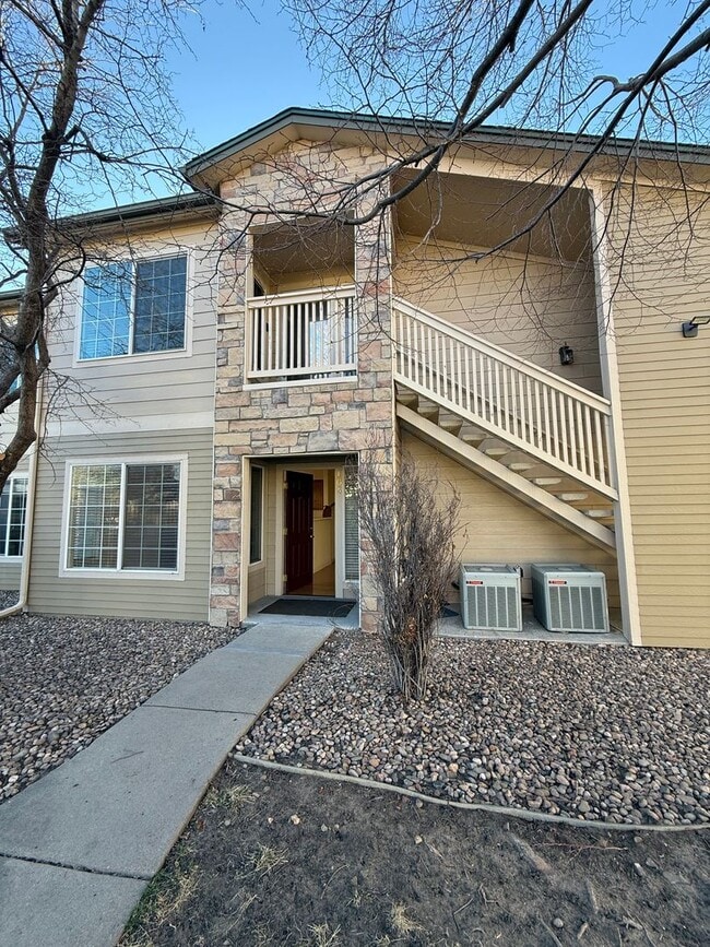 Building Photo - 9913 E Carolina Cir