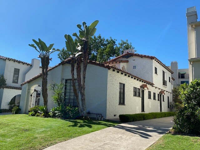 VISTA DE LA CALLE - 1841 Kelton Ave