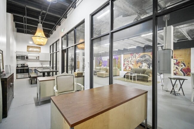 Building Photo - 55 Ormond St