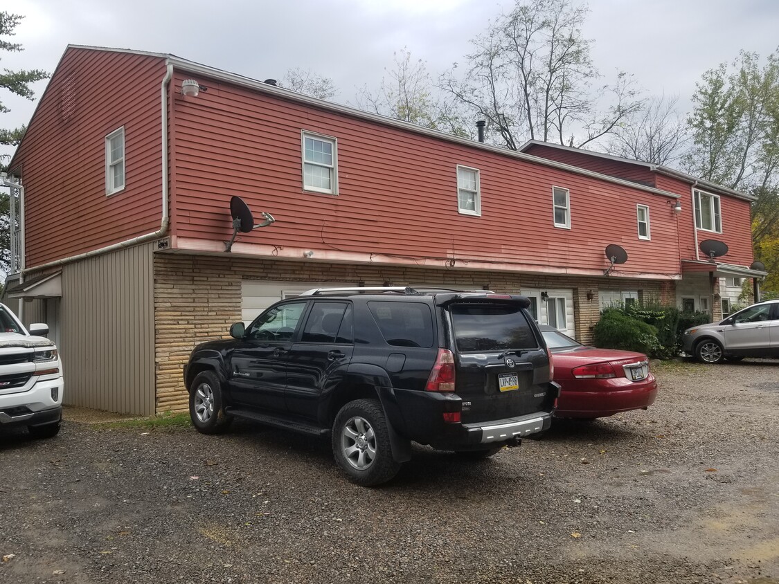 48 W 4th St Unit A, Westover, WV 26501 - Apartments in Westover, WV ...