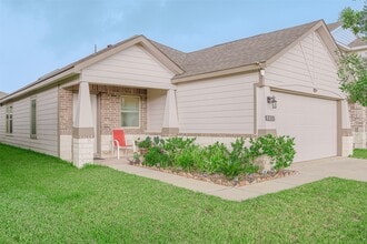 Building Photo - 9857 Gln Brk Ln