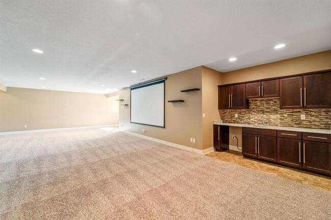 Finished Basement - 916 NE Silkwood St