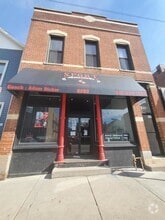 Building Photo - 2223 N Clybourn Ave