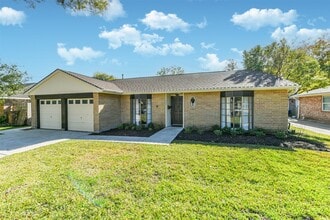 Building Photo - 1110 Buoy Rd