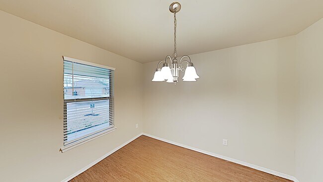 Foto del edificio - Very Nice 3 bedroom 2 bath home in MWC sch...