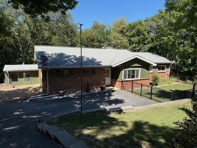 Primary Photo - Lindbergh Schools 3BD 2.5 Bth Open Floor Plan