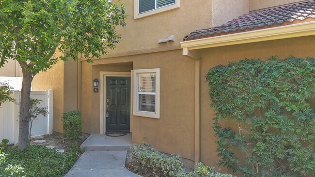 Building Photo - 2773 N Blackburn Dr
