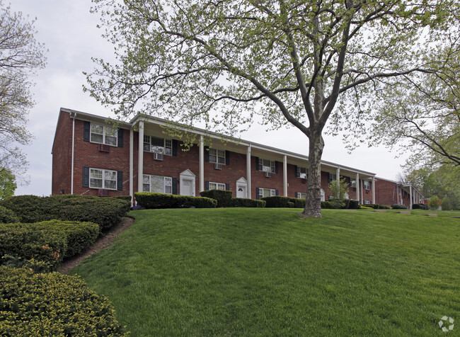 Building Photo - Atrium Apartments