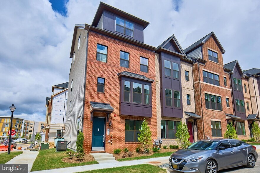 Primary Photo - 2872 Hokie Ln