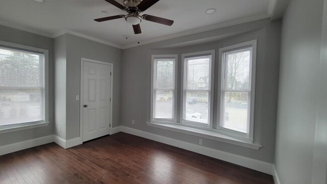 Building Photo - 761 Highland Ave