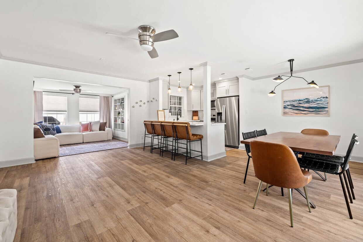 Foto principal - 11225 2nd St E