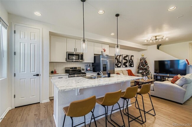 Foto del edificio - 9718 Reunion Pkwy