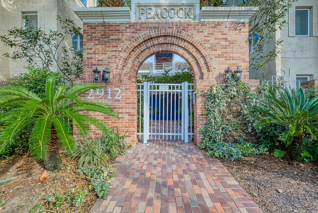 Foto del edificio - 2912 St Johns Ave