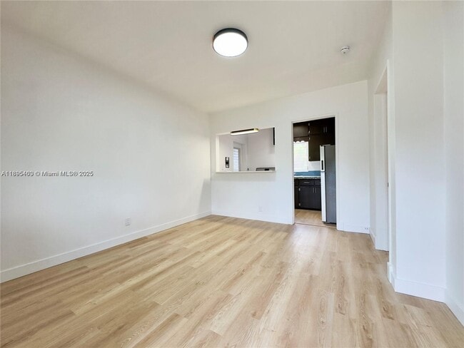 Foto del edificio - 12287 NE 7th Ave