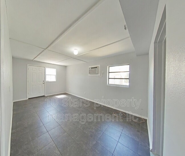 Foto del edificio - 1438 San Juan Ct