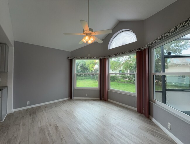 Building Photo - 13642 Dunwoody Ct