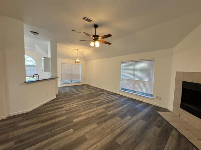 Foto del edificio - 6611 Rockdale Rd