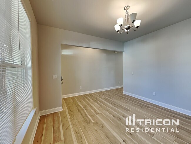 Building Photo - 165 Lynnridge Dr