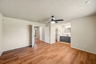 Building Photo - 17511 Favor Bend Ct