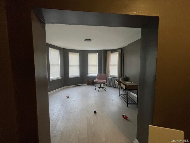 Building Photo - 125 Yonkers Ave