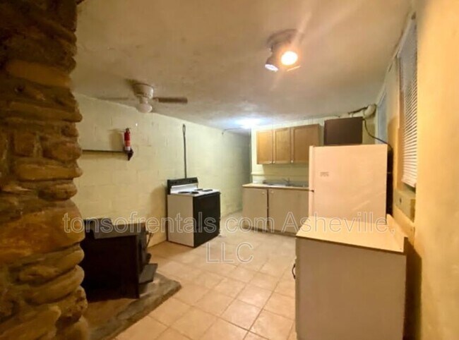 Building Photo - 30 Craven Hill Cir