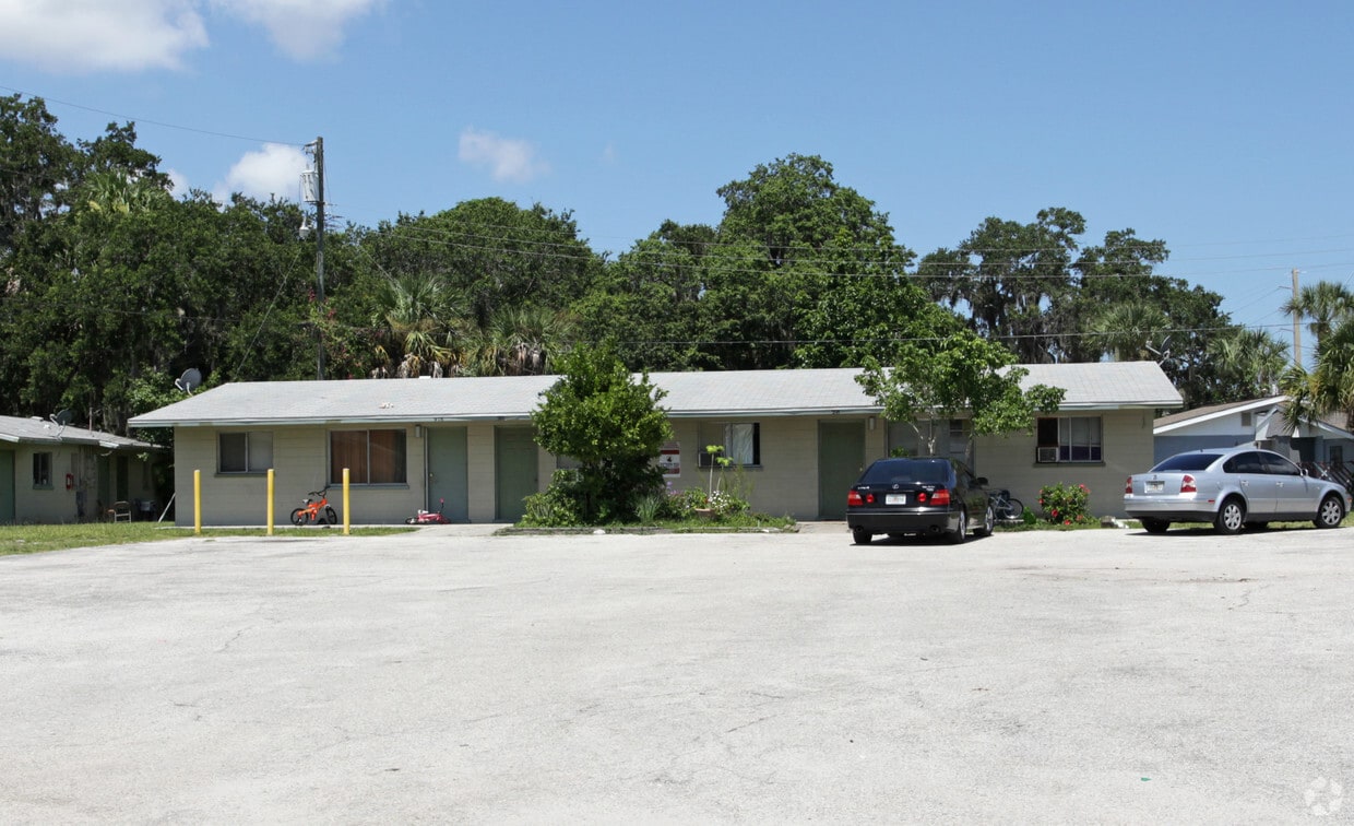 614 10th Ave E - Lincoln Village
