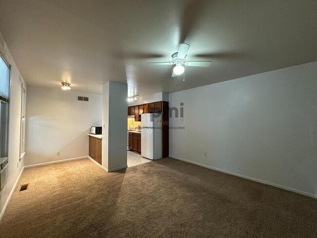 Foto del edificio - 703 Elm St