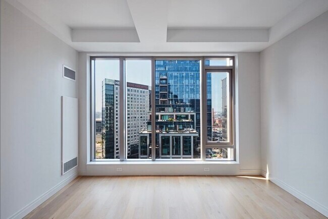Building Photo - 133 Seaport Blvd