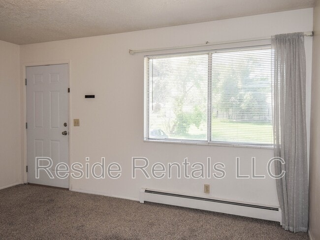 Foto del edificio - 301 1/2 West 500 North - 2