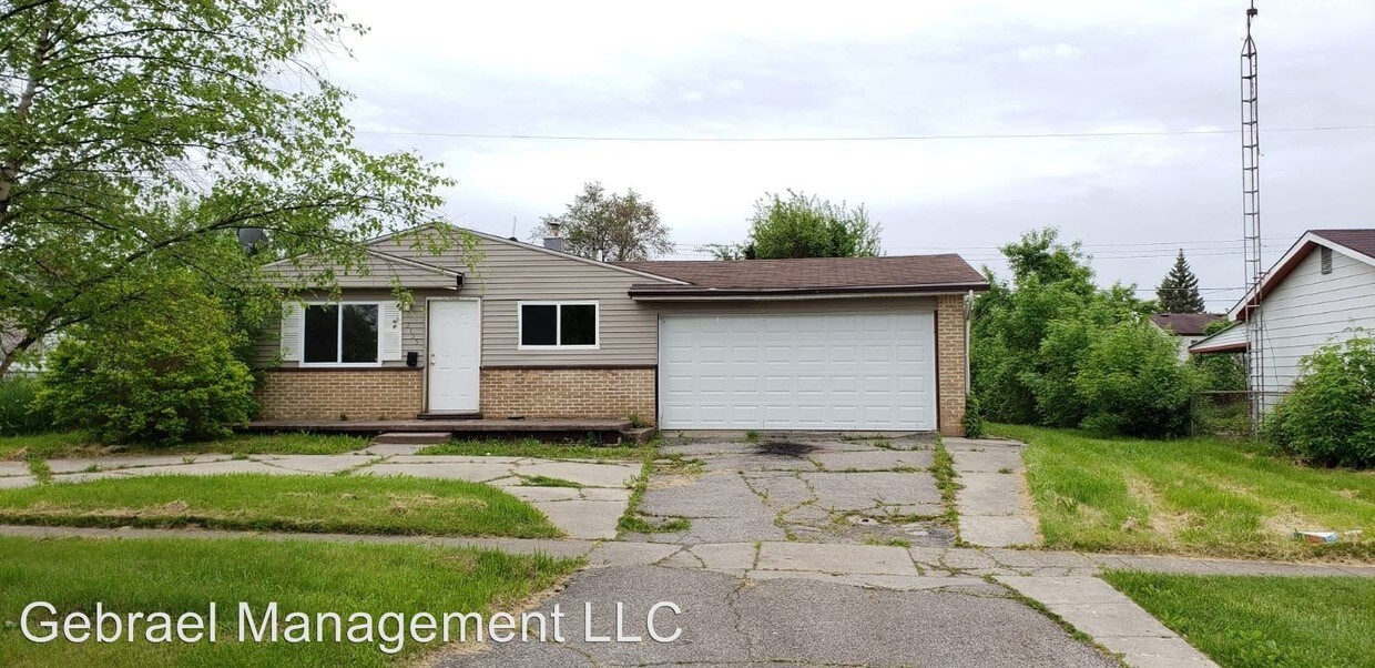 Primary Photo - 5 br, 1 bath House - 2155 O'Brien Rd