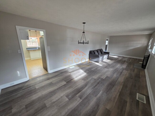 Foto del edificio - / MOVE IN SPECIAL / SIGN YOUR LEASE BY THE END OF MARCH 15 AND GET A $500 CREDIT! UPDATED RANCH C...