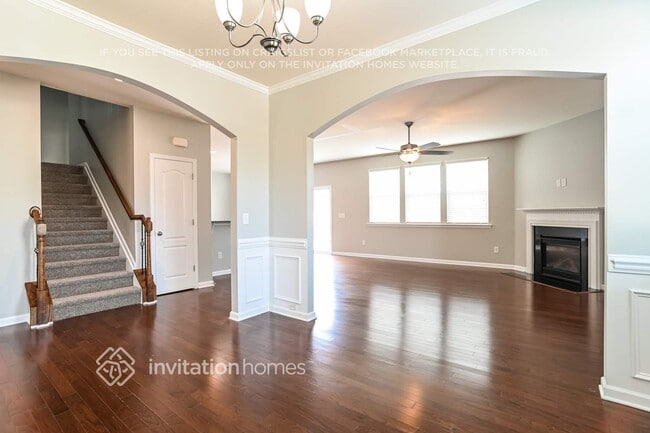 Foto del edificio - 13409 Highflyer Woods Ln