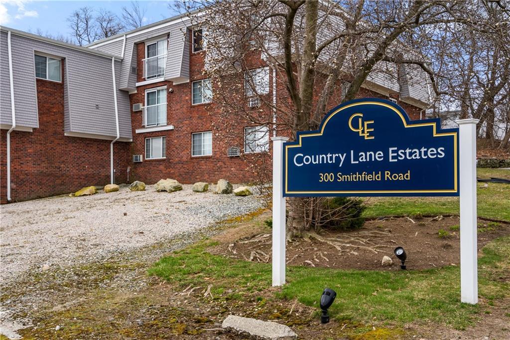 300 Smithfield Rd Unit 15, North Providence, RI 02904 Condo for Rent