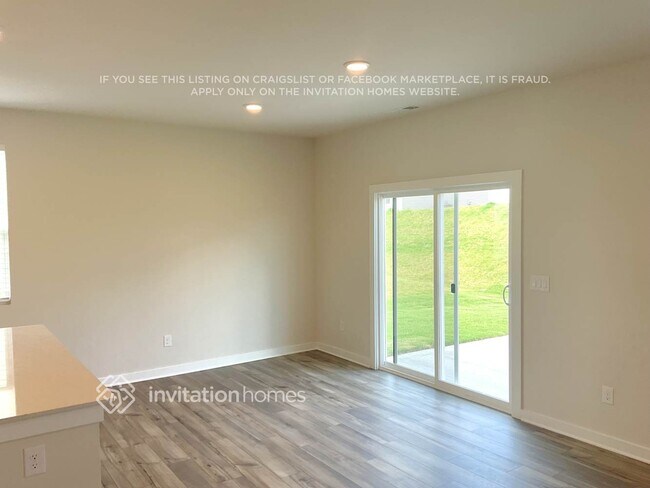 Building Photo - 814 Olde England Dr