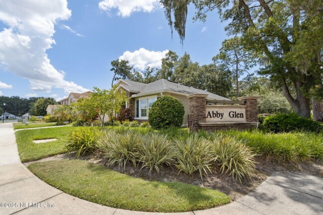 Building Photo - 9502 Abby Glen Cir