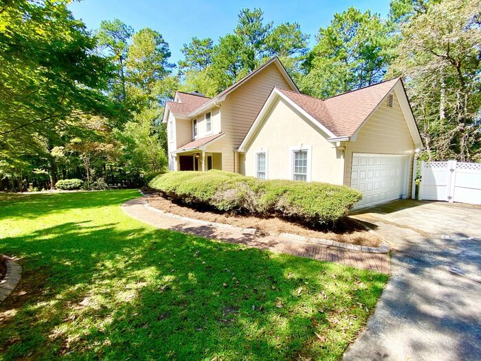 Primary Photo - 10 Valley Ln