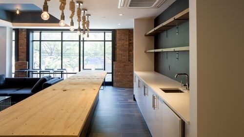 Foto del edificio - 55-27 Myrtle Ave