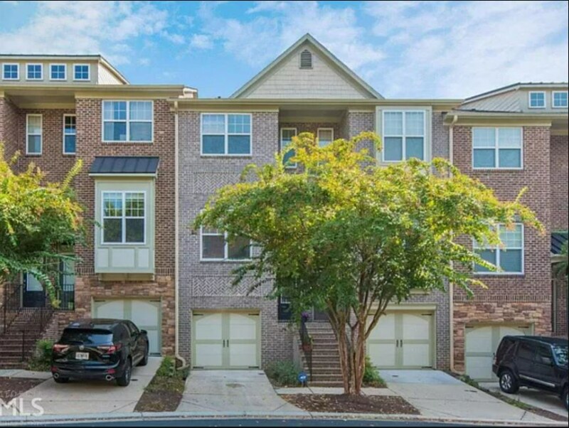 Primary Photo - 2012 Cobblestone Cir NE