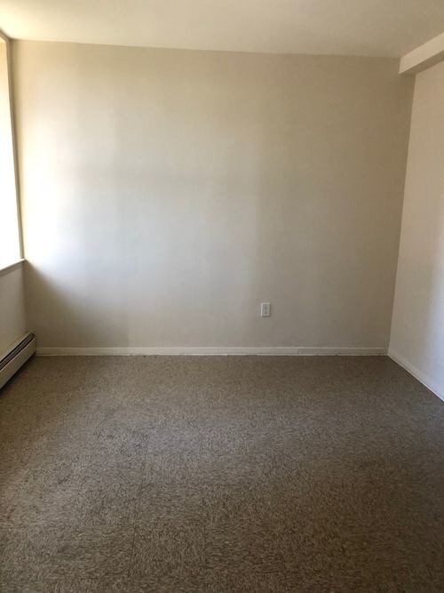 Primary Photo - 200 Marcy Pl