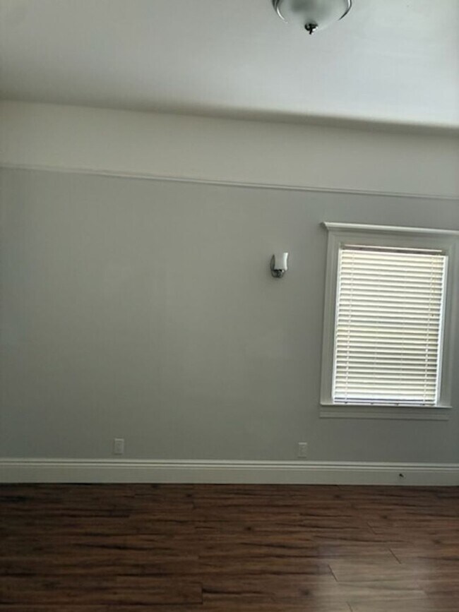 Foto del edificio - 1407 D St