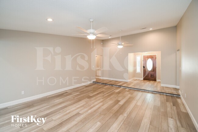 Building Photo - 11828 Merganser Way