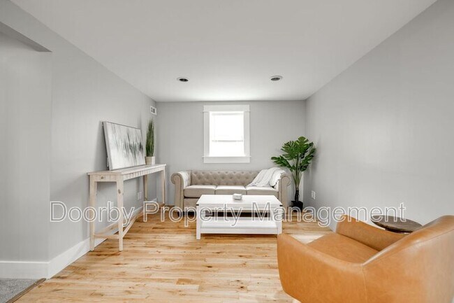 Foto del edificio - 328 Beck Ave