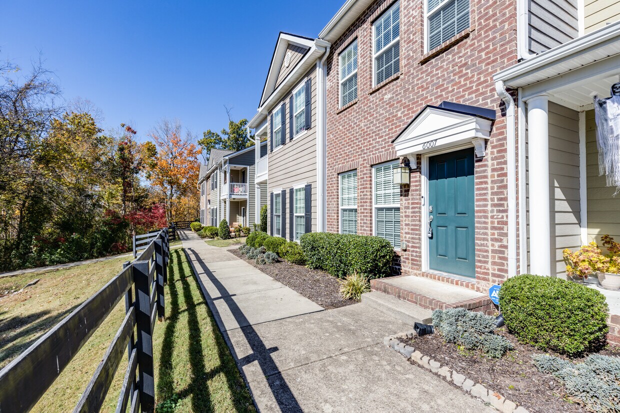 6007 Dupont Cove Dr, Spring Hill, TN 37174 Townhome Rentals in Spring